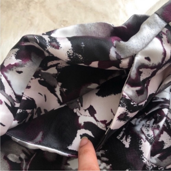 BCDX Abstract Miniskirt - Picture 3 of 6